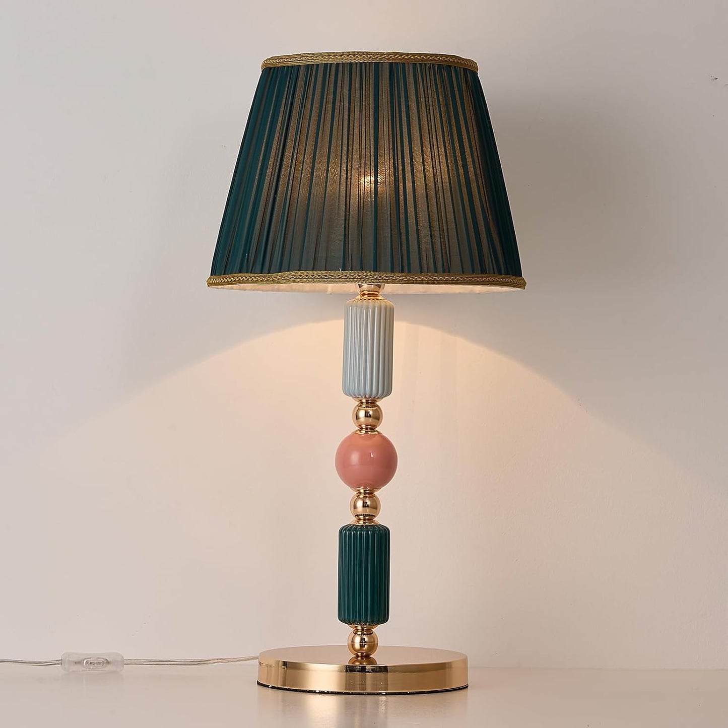 Lampe de table moderne avec abat-jour en verre blanc laiteux, lampe de bureau en métal avec cordon d’alimentation et interrupteur à prise, pour chambre et salon.